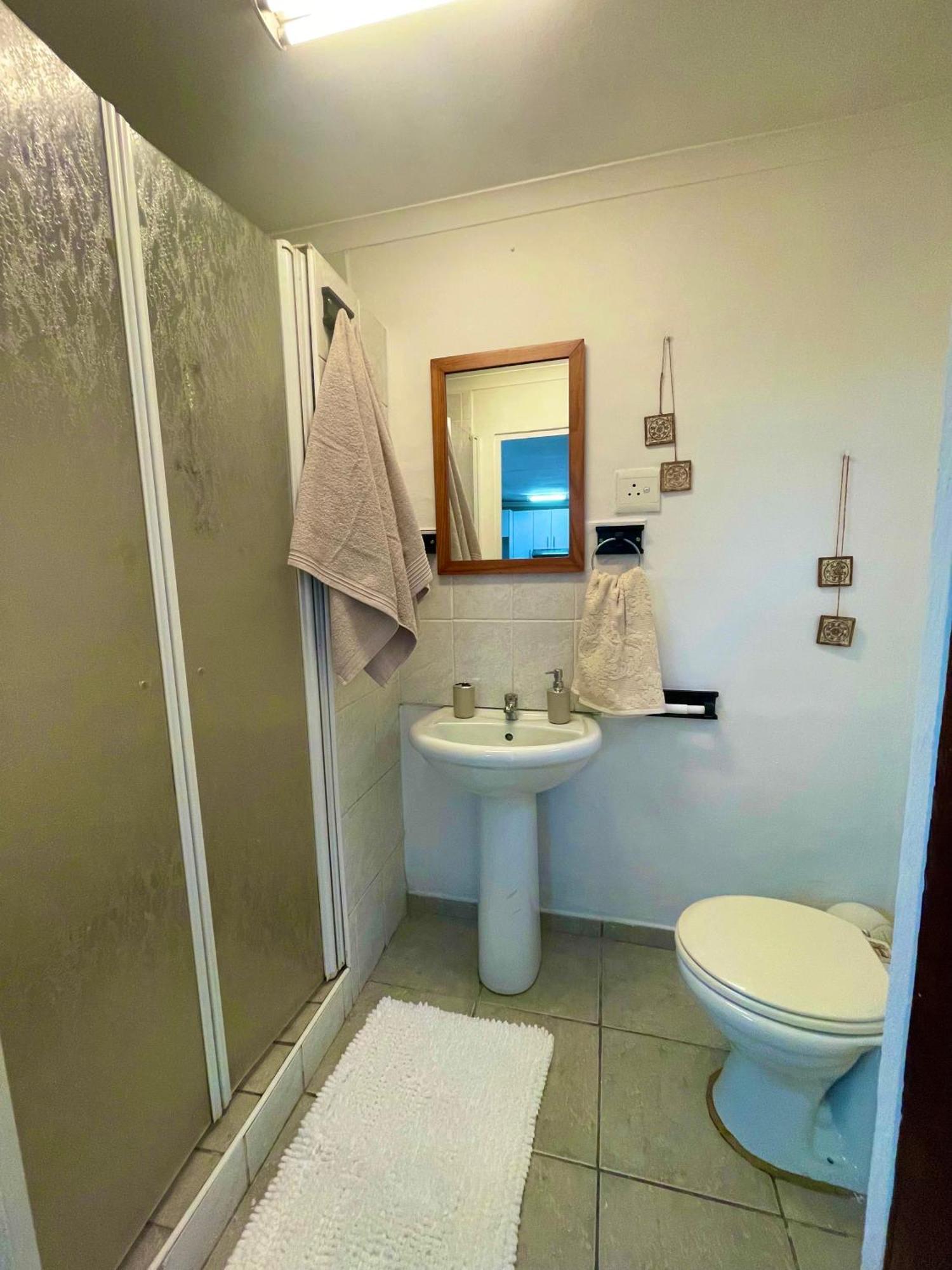 Baybreeze Flatlet Apartment *